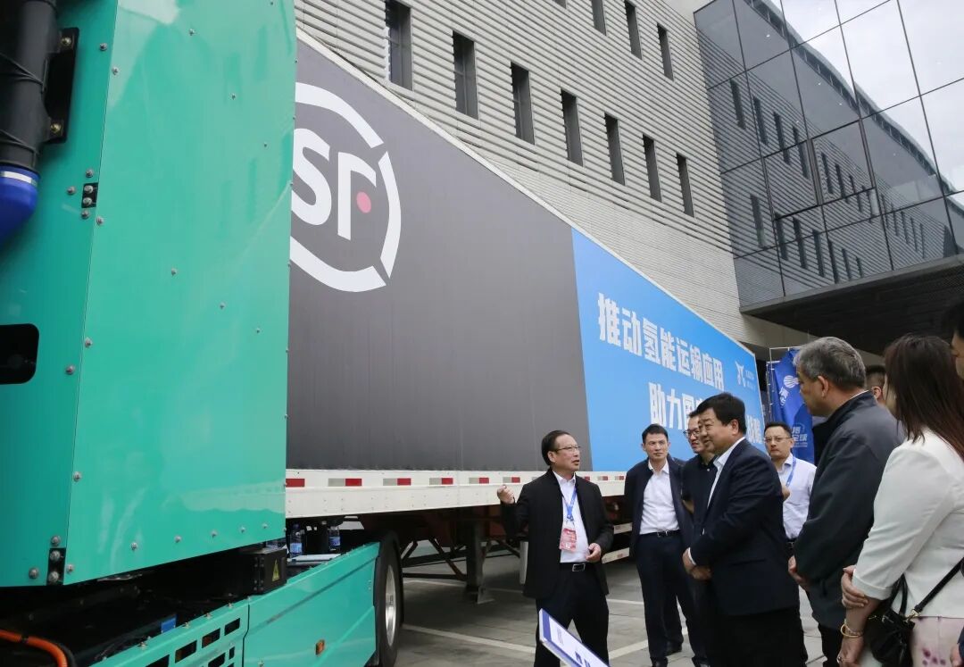 85ca2e467c0121000c739b358f5113a2.jpg 85ca2e467c0121000c739b358f5113a2.jpg